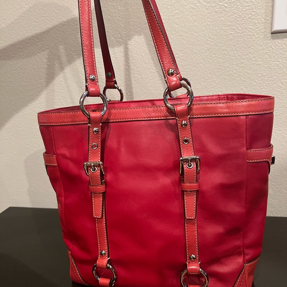 COACH red leather purse from the 90’s or early 2000’s